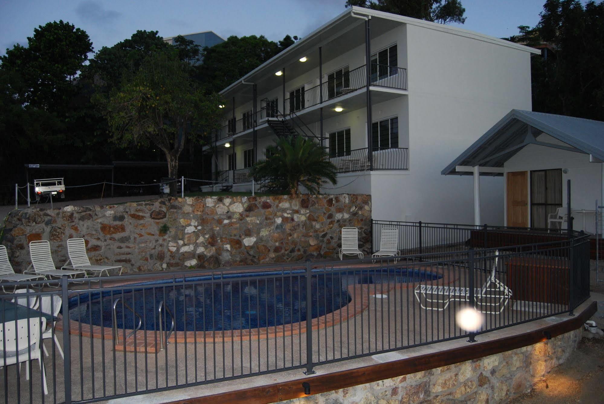 Airlie Beach Apartments Eksteriør bilde