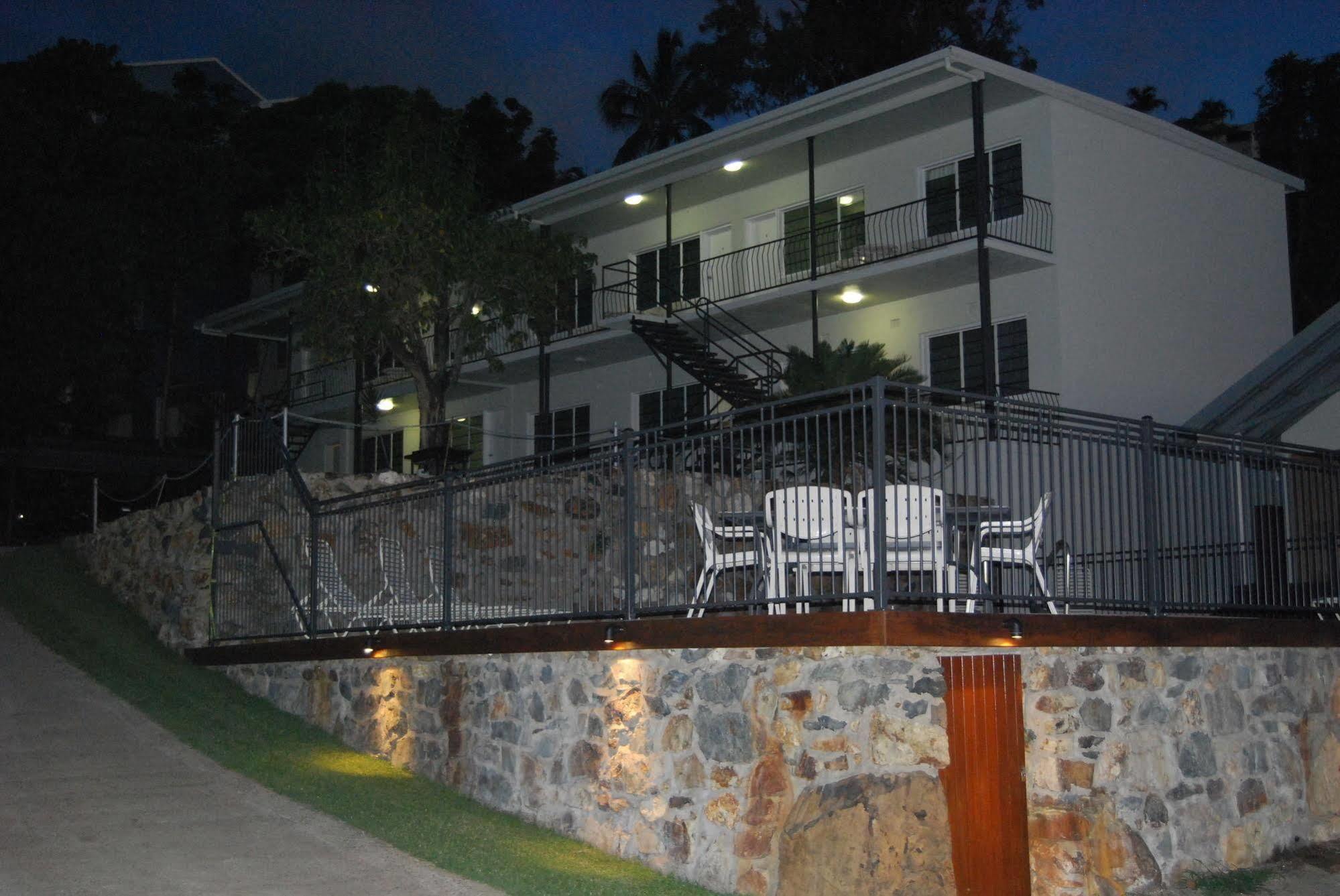 Airlie Beach Apartments Eksteriør bilde